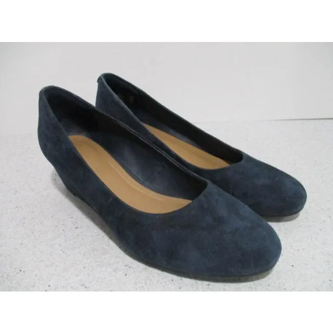 Clarks Slate Blue Suede Round Toe Wedge Pumps Size Us