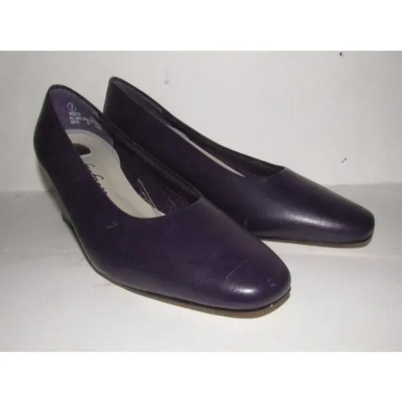 Fanfares Vintage Purple Leather Almond Toe Pump