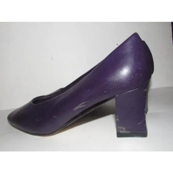 Fanfares Vintage Purple Leather Almond Toe Pump