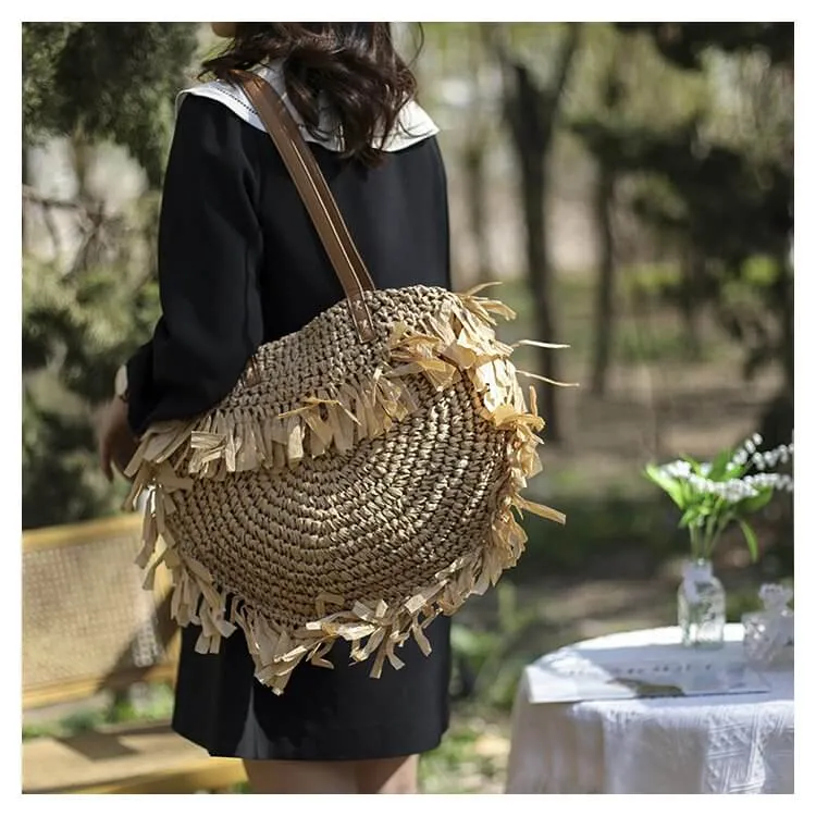 White Round Straw Shoulder Beach Bag-Showtown